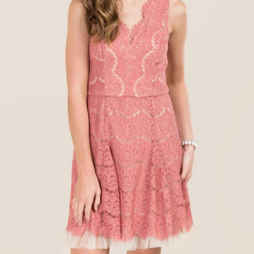 NWT francesca’s Lace scallop A Line Dress